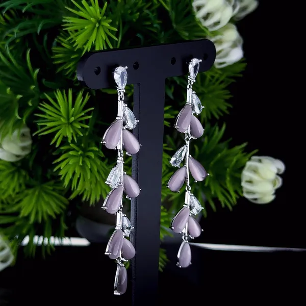 Lavender_Crystal_Drop_Earrings