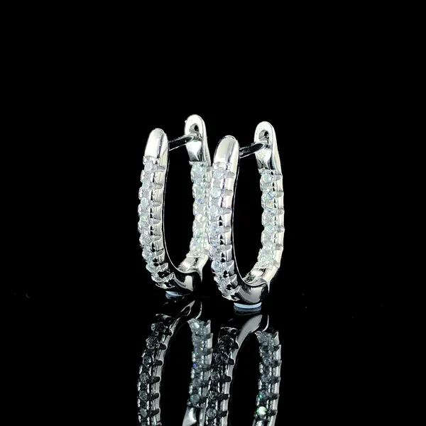 Elegant_Diamond-Studded_Hoop_Earrings