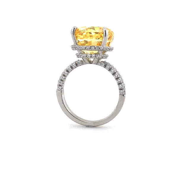 Radiant_Round-Cut_Yellow_Stone_Sterling_Silver_Solitaire_Ring