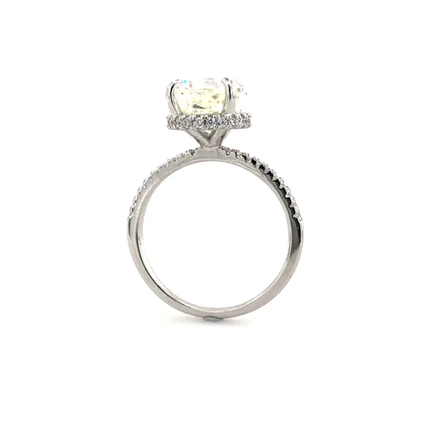 Pear-Cut_Solitaire_Ring