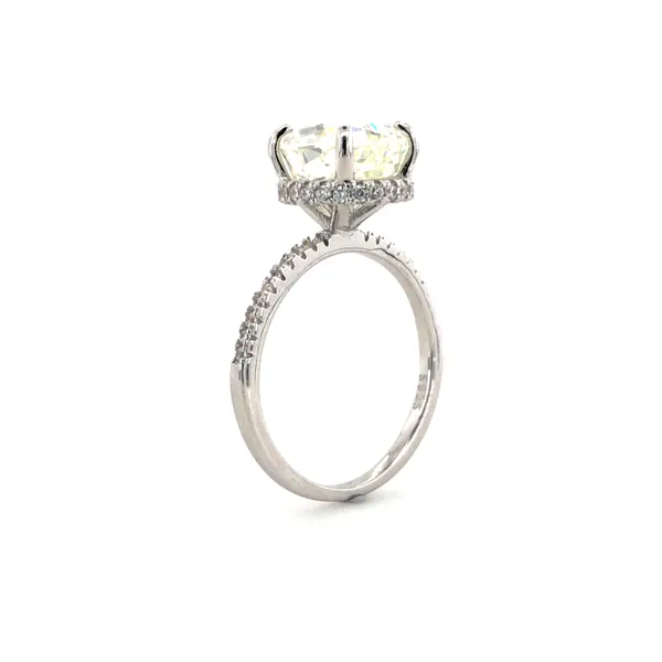 Pear-Cut_Solitaire_Ring