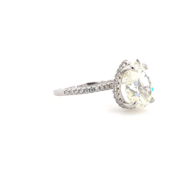 Pear-Cut_Solitaire_Ring
