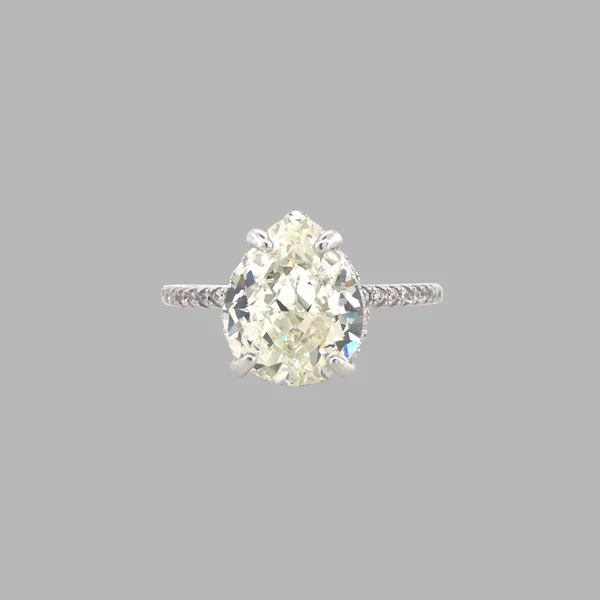 Pear-Cut_Solitaire_Ring