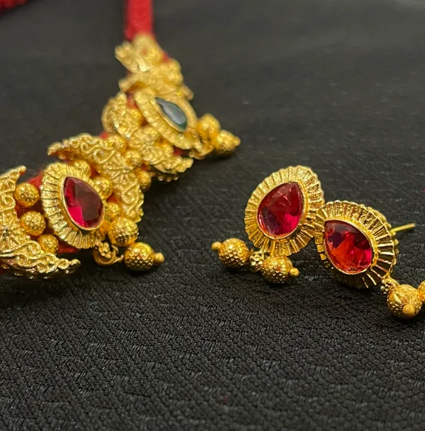Gold_Ruby_Emerald_Red_&_Green_Stone_HandCraft_Choker_Set_Push_Premium_For_Women