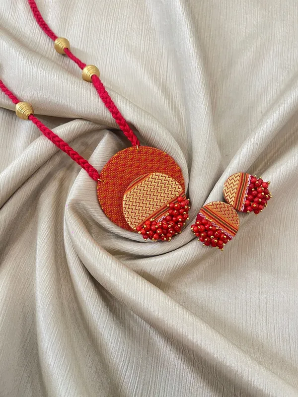 Red_&_Golden__Handloom_Hand_Painted_Premium_&_Elegant_Long_Necklace_Set_For_Women_&_Girls