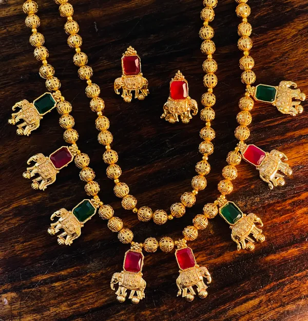 Gold_Ruby_Emerald_Red_&_Green_Stone_Handloom_Premium_&_Elegant_Long_Necklace_Set_For_Women_&_Girls