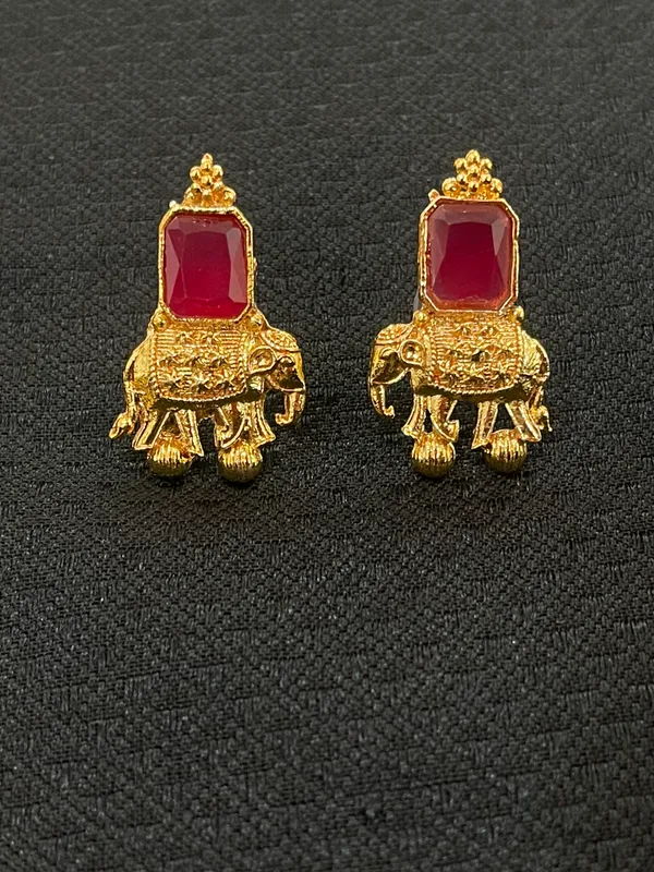 Gold_Ruby_Emerald_Red_&_Green_Stone_Handloom_Premium_&_Elegant_Long_Necklace_Set_For_Women_&_Girls