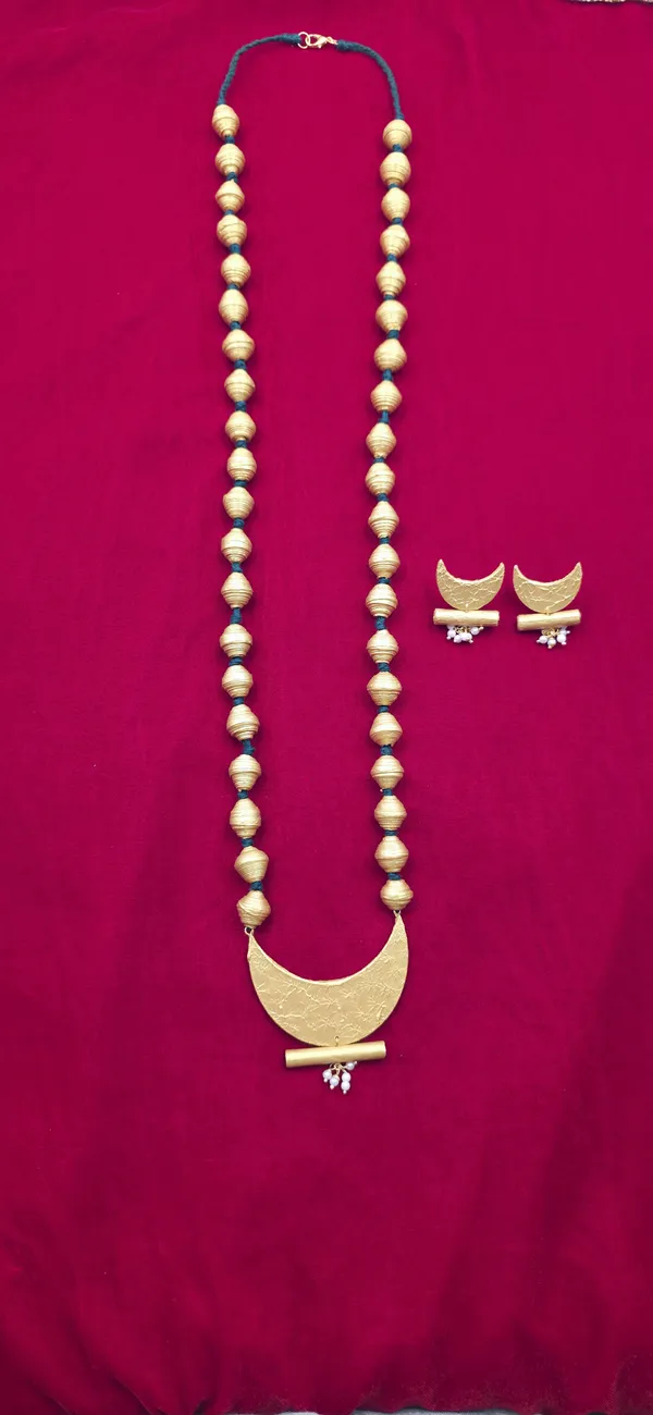 LONG_CHNANDRAKOR_NECK_PIECE