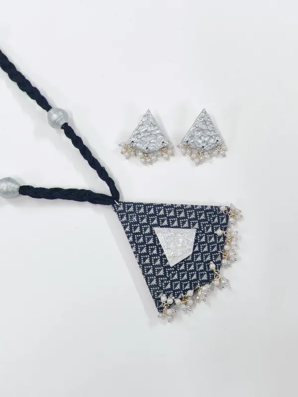 Grey_Handloom_Hand_Painted_Premium_&_Elegant_Long_Necklace_Set_For_Women_&_Girls