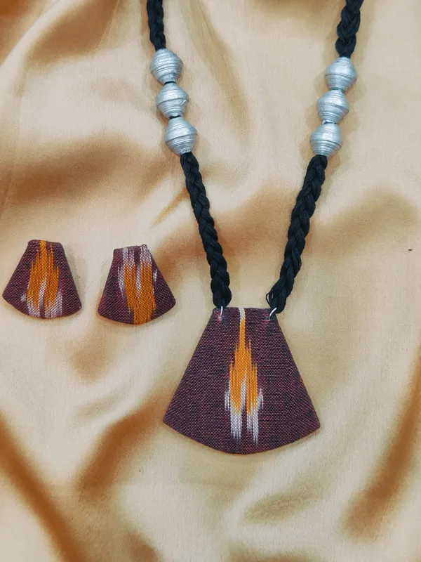 Maroon_And_Orange_Handloom_Hand_Painted_Premium_&_Elegant_Long_Necklace_Set_For_Women_&_Girls