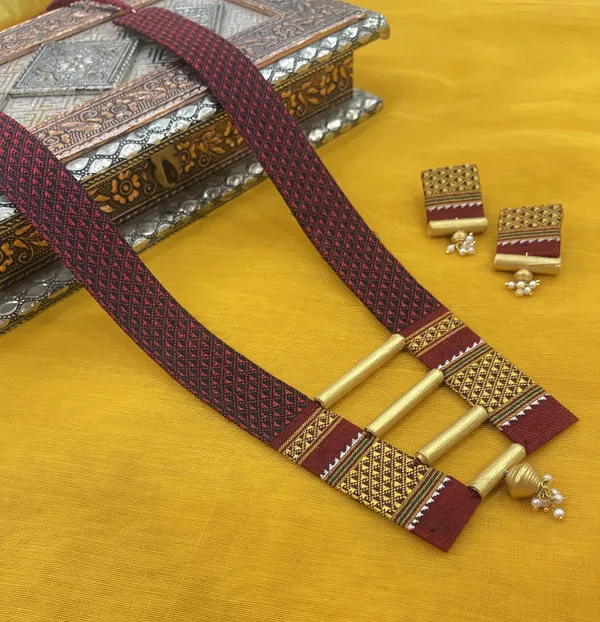 LONG_NECKLACE_SET_MAROON_AND_GOLD