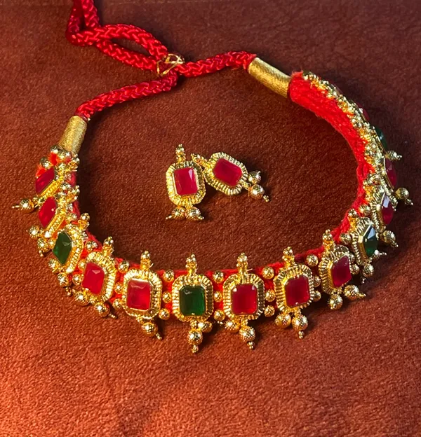 Gold_Ruby_Emerald_Red_&_Green_Stone_HandCraft_Choker_Set_Push_Premium_For_Women