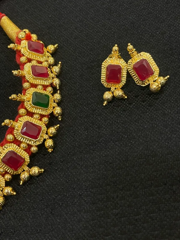 Gold_Ruby_Emerald_Red_&_Green_Stone_HandCraft_Choker_Set_Push_Premium_For_Women