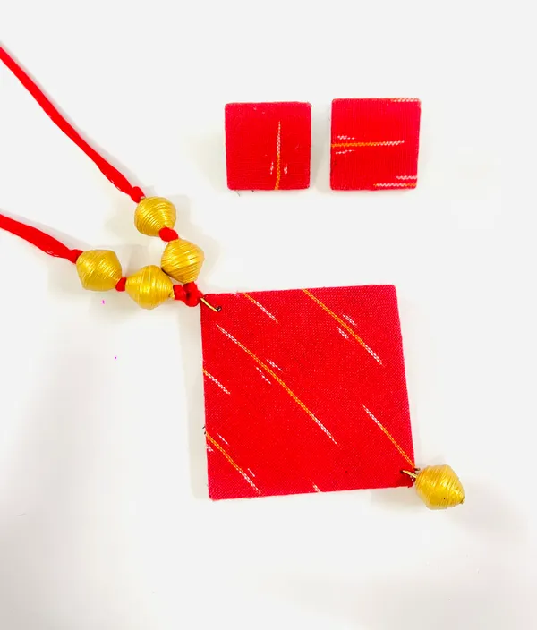 Red_Handloom_Hand_Painted_Premium_&_Elegant_Long_Necklace_Set_For_Women_&_Girls