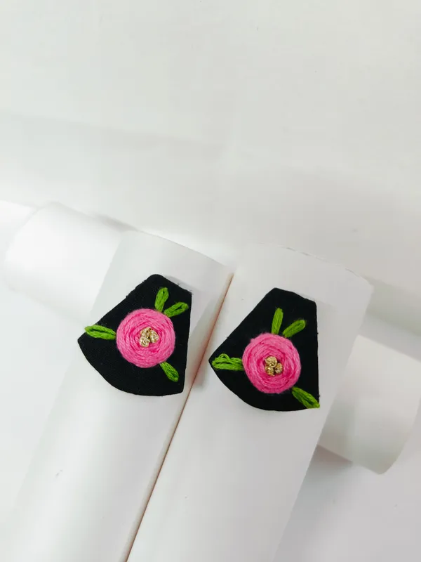 Black_Eco_Friendly_HandCraft_Earring_Push_Premium_For_Women