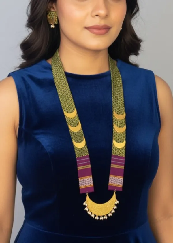 Light_Green_Handloom_Hand_Painted_Premium_&_Elegant_Long_Necklace_Set_For_Women_&_Girls