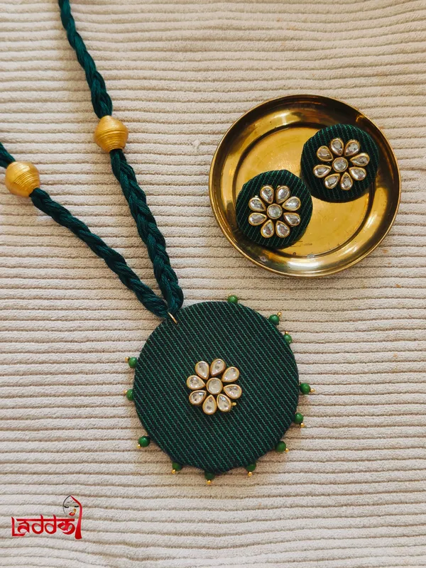 Green_Handloom_Hand_Painted_Premium_&_Elegant_Long_Necklace_Set_For_Women_&_Girls