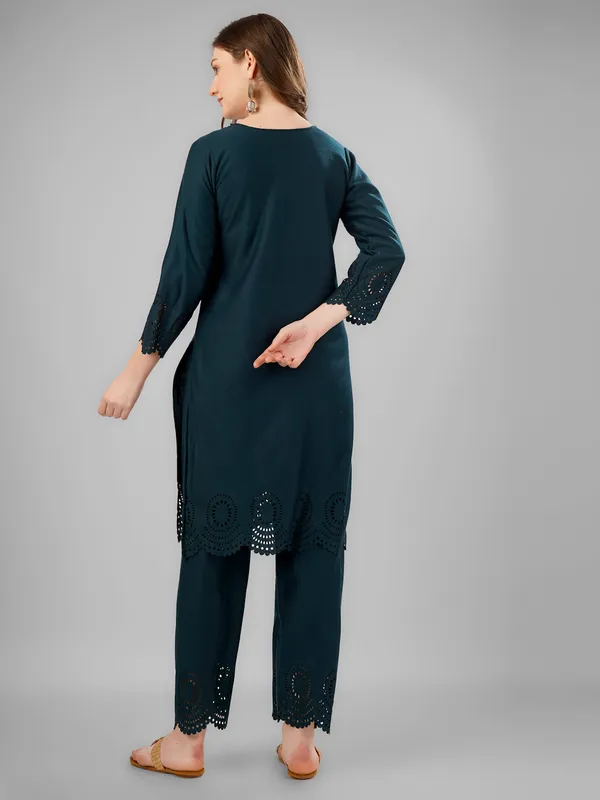 Green_Pure_Wool_Kurta_Sets_For_Women