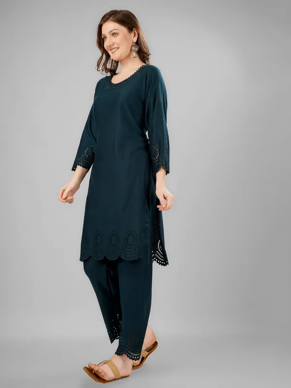 Green_Pure_Wool_Kurta_Sets_For_Women