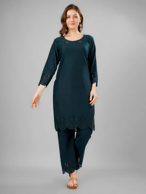 Green_Pure_Wool_Kurta_Sets_For_Women