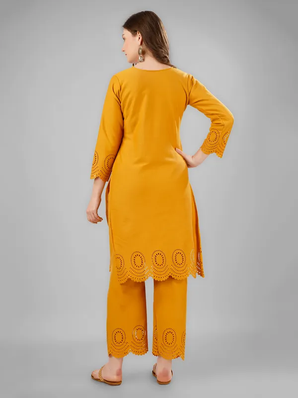 Yellow_Pure_Wool_Kurta_Sets_For_Women