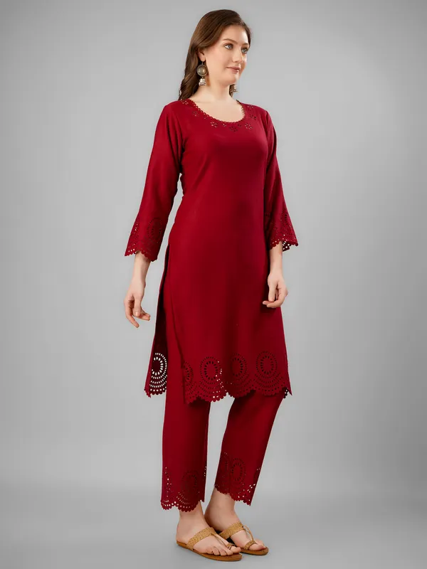 Maroon_Pure_Wool_Kurta_Sets_For_Women