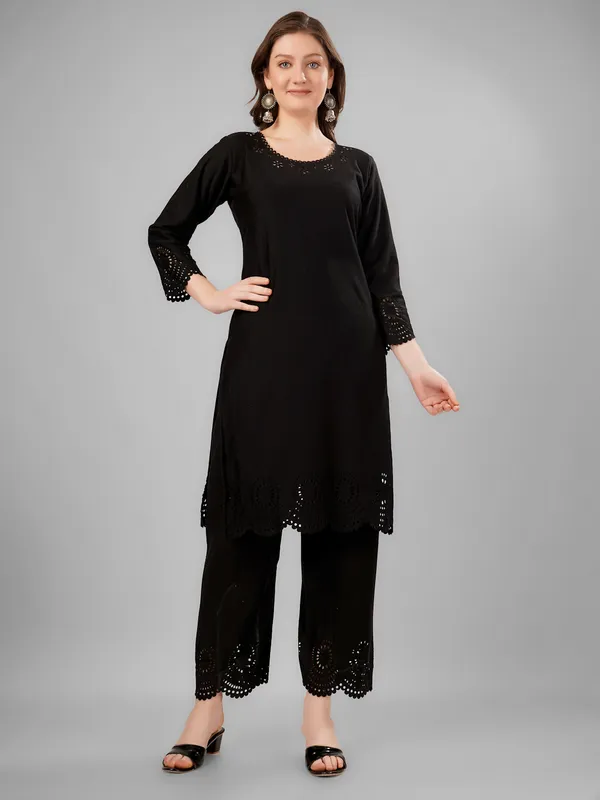 Black_Pure_Wool_Kurta_Sets_For_Women
