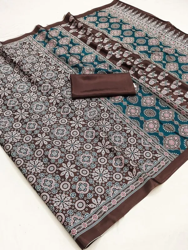 Multicolor_Jimmy_Choo_Saree_With_Unstitched_Blouse_For_Women