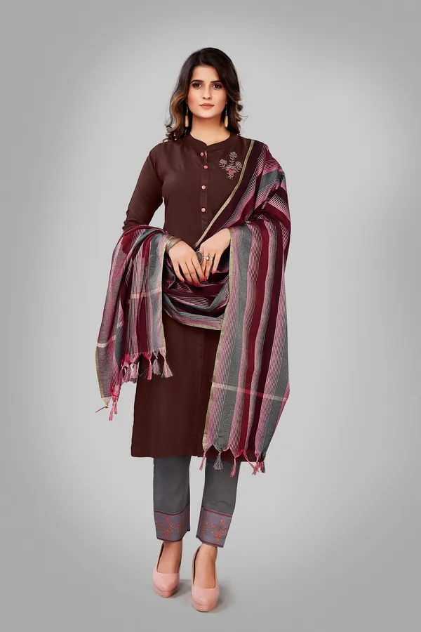 Trendy_Rayon_Kurta_Pant_Set_Following_Dupatta__Daily_&_Festive_Wear