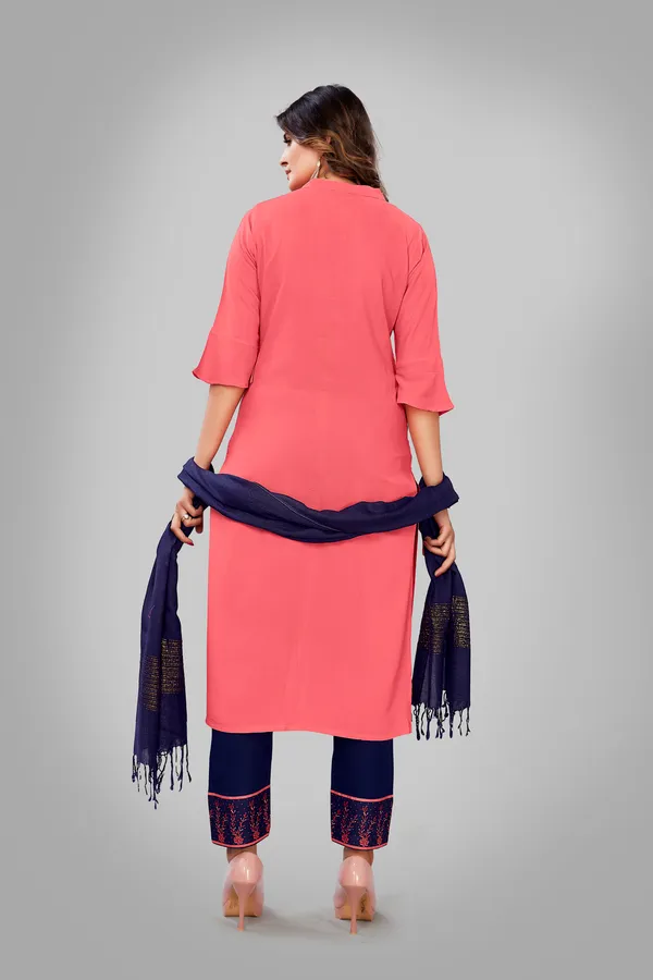 Elegant_Rayon_Kurti_with_Pant_&_Dupatta_Set__Ethnic_Chic_Ensemble