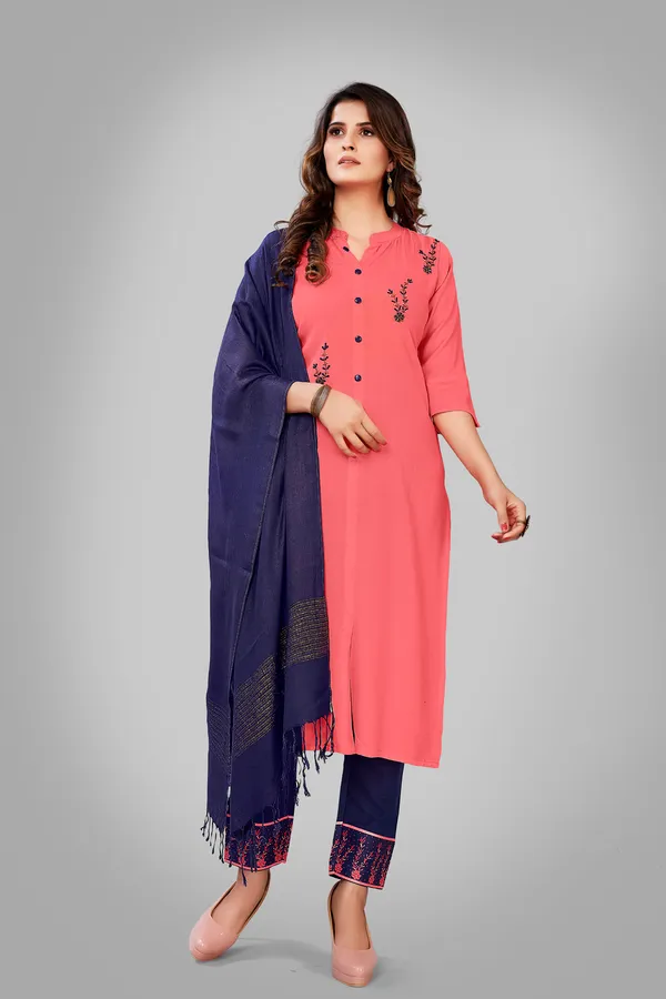 Elegant_Rayon_Kurti_with_Pant_&_Dupatta_Set__Ethnic_Chic_Ensemble