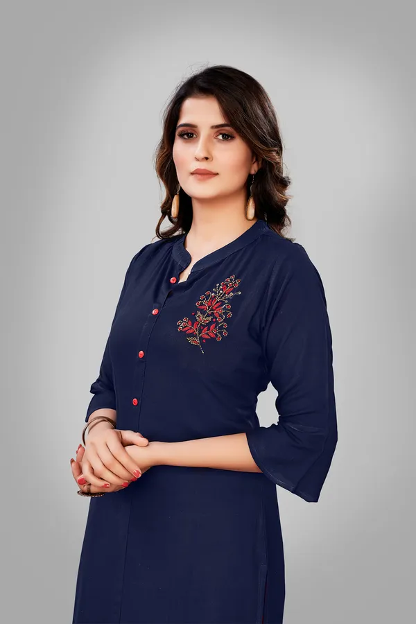 Women's_Solid_Rayon_Kurti_Pant_Dupatta_3-Piece_Set__Festive_Wear