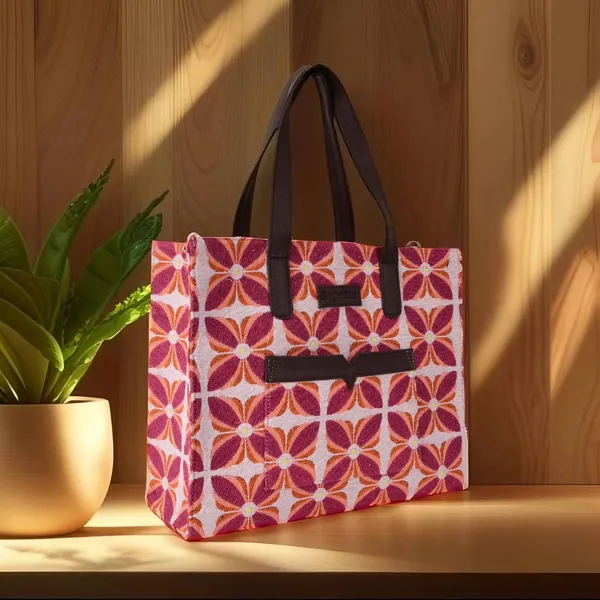 Burgandy_Premium_Floral_Patterned_Hand_Bag_For_Women
