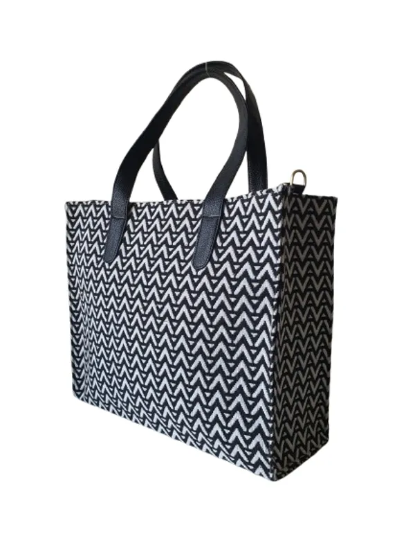 Black_Premium_Patterned_Hand_Bag_For_Women