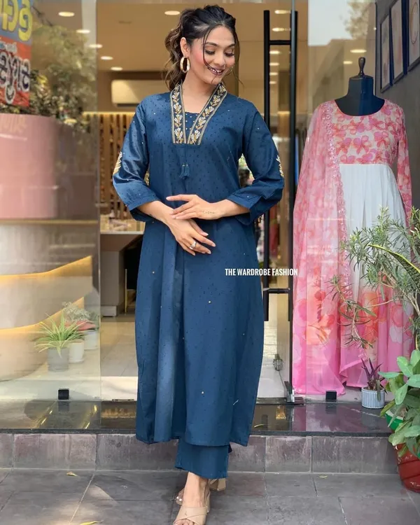 Navy_Blue_Cotton_Regular_Kurti_Pant_Set_For_Women