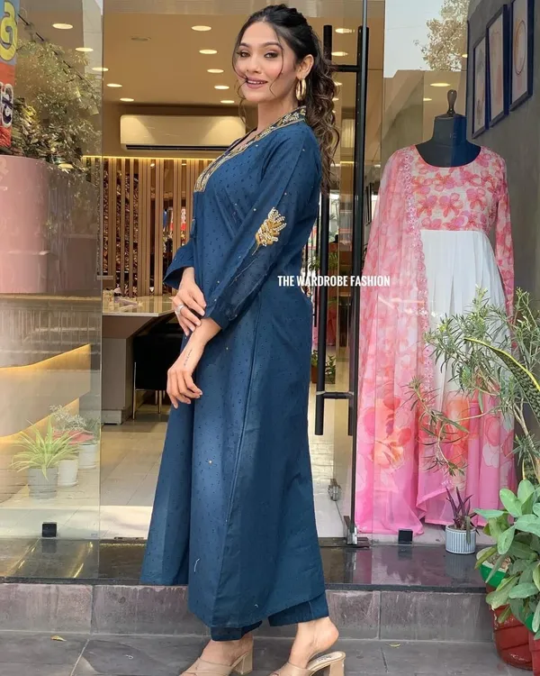 Navy_Blue_Cotton_Regular_Kurti_Pant_Set_For_Women