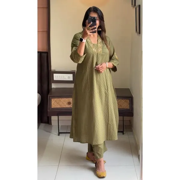 Olive_Green_Cotton_Regular_Kurti_Pant_Set_For_Women
