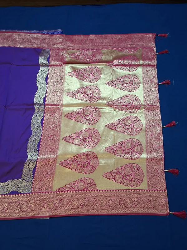 Rich_Purple_&_Rani_Pink_Banarasi_Silk_Saree_With_Unstitched_Blouse