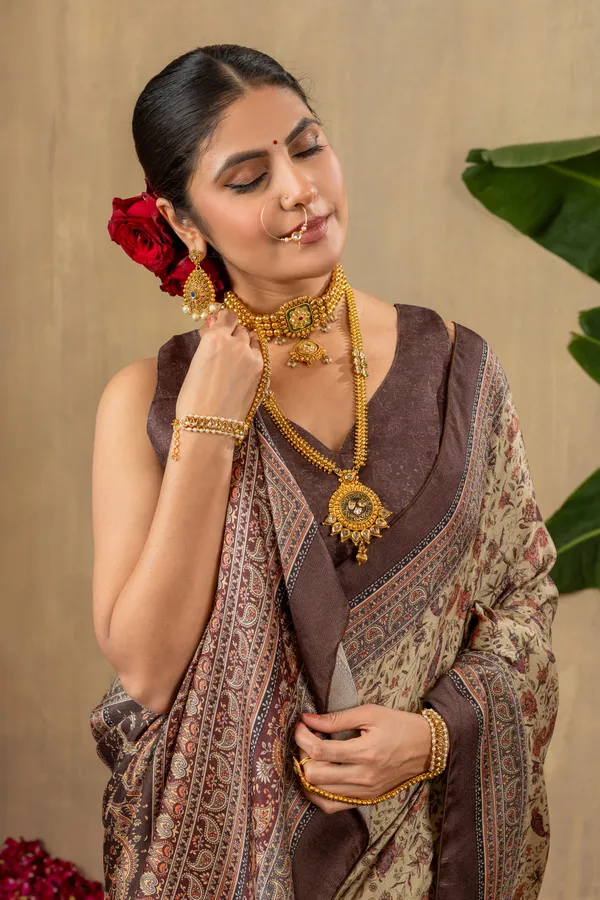 Mocha_Gold_Pashmina_Silk_Saree_With_Unstitched_Blouse