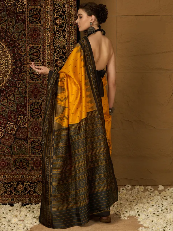 Yellow_&_Black_Bhagalpuri_Cotton_Saree_With_Unstitched_Blouse