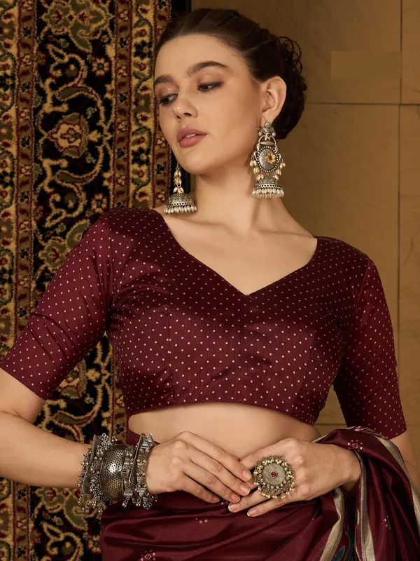 Understated_Maroon_Beauty_Bhagalpuri_Cotton_Saree_With_Unstitched_Blouse