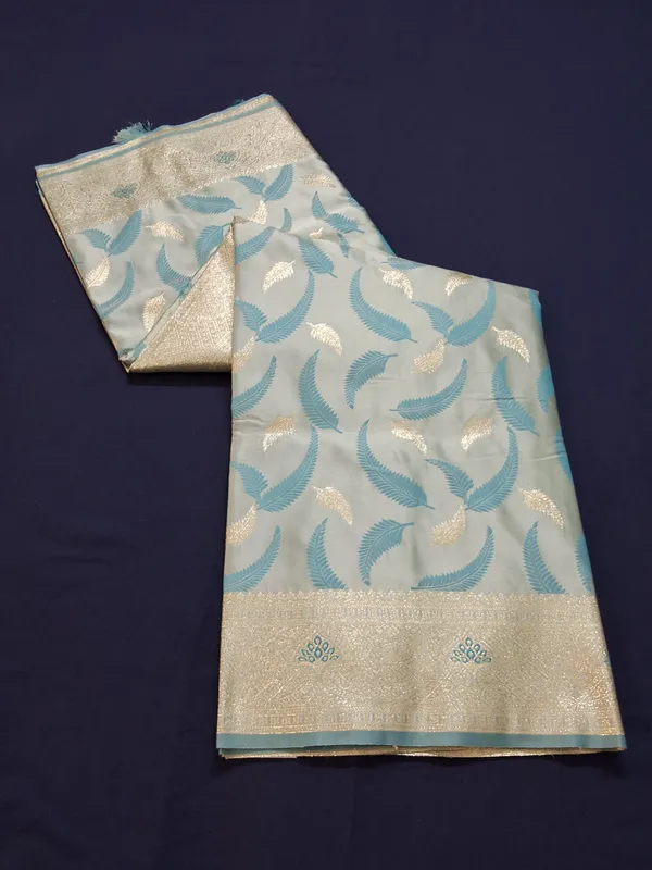 Powder_Blue_Jaquard_Silk_Saree_With_Unstitched_Blouse
