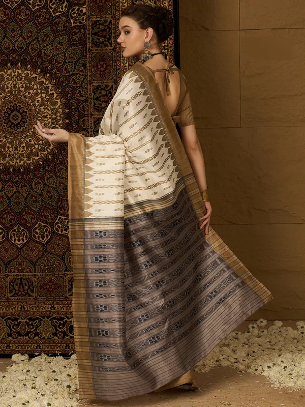 Pure_White_&_Gold_Bhagalpuri_Cotton_Saree_With_Unstitched_Blouse