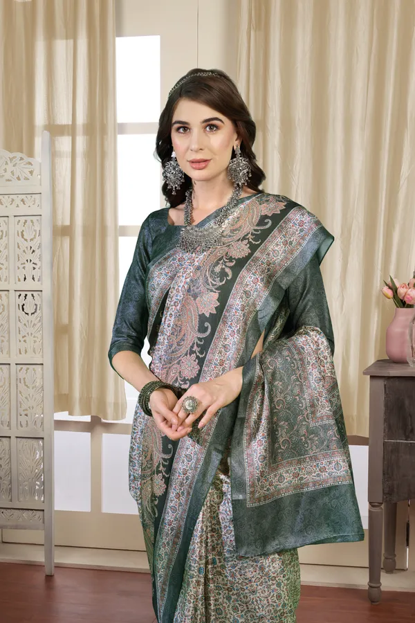 Majestic_Golden_Pashmina_Silk_Saree_With_Unstitched_Blouse