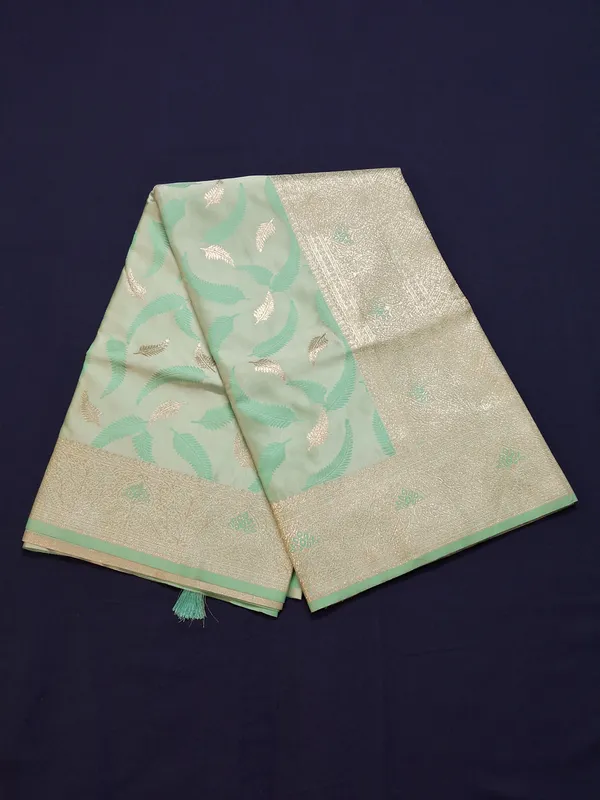 Aqua_Marine_Jaquard_Silk_Saree_With_Unstitched_Blouse