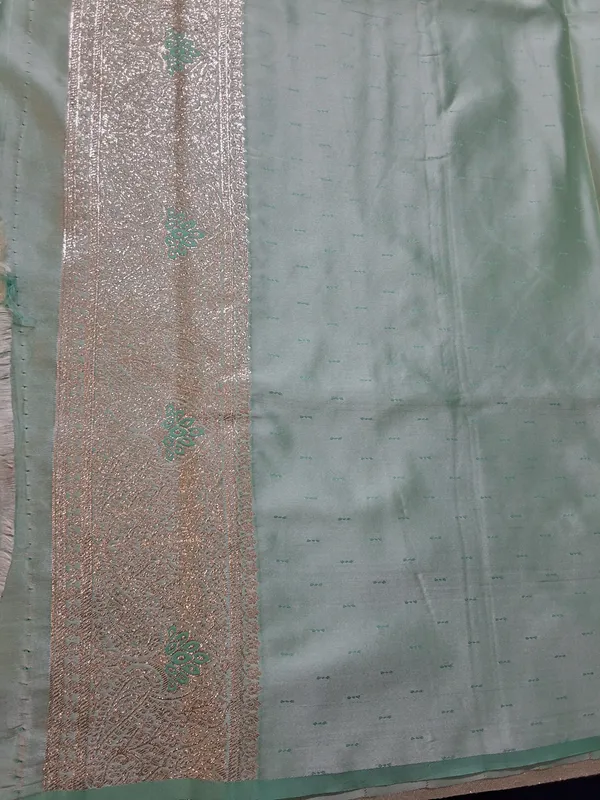 Aqua_Marine_Jaquard_Silk_Saree_With_Unstitched_Blouse