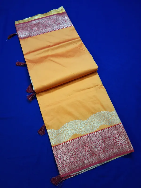 Warm_Orange_&_Red_Banarasi_Silk_Saree_With_Unstitched_Blouse