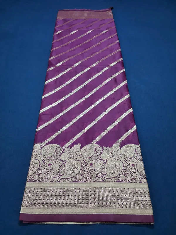 Royal_Vine_Banarasi_Silk_Saree_With_Unstitched_Blouse