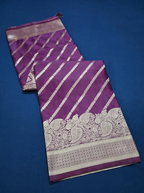 Royal_Vine_Banarasi_Silk_Saree_With_Unstitched_Blouse