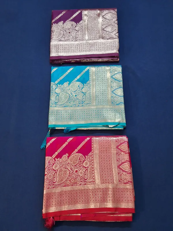 Red_Banarasi_Silk_Saree_With_Unstitched_Blouse